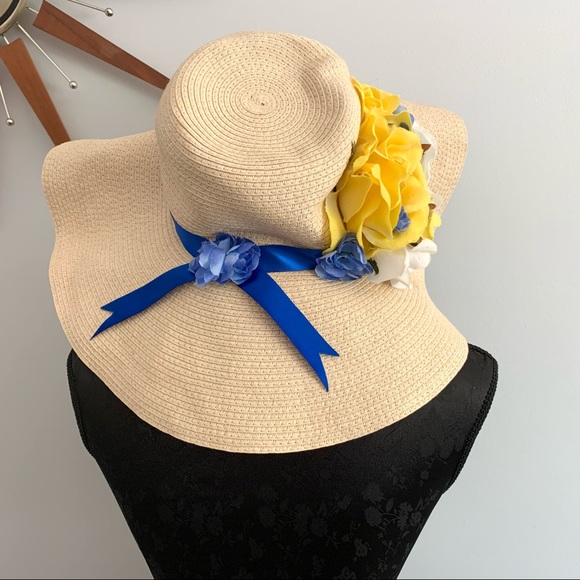 Retro PinUp Floppy Beach Hat, Blue Yellow Flowers - Picture 3 of 10